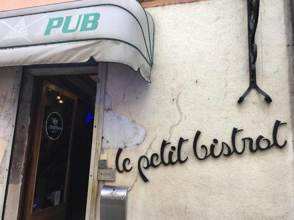 Le Petit Bistrot